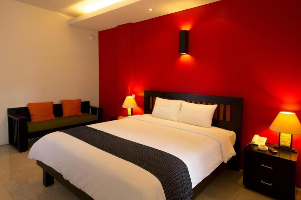 Eclipse Hotel Prawirotaman Джокьякарта Экстерьер фото